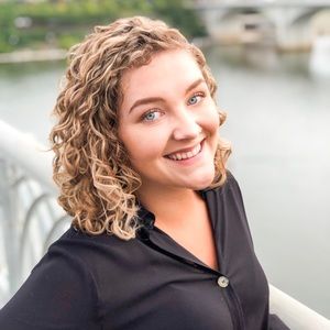 Meet your Posher, Ciara